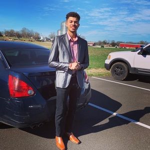 Meet your Posher, Jordan